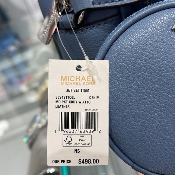 Michael Kors Jet Set Md Leather Crossbody Bag with Case for Apple Airpods Pro® - Picture 5 of 16